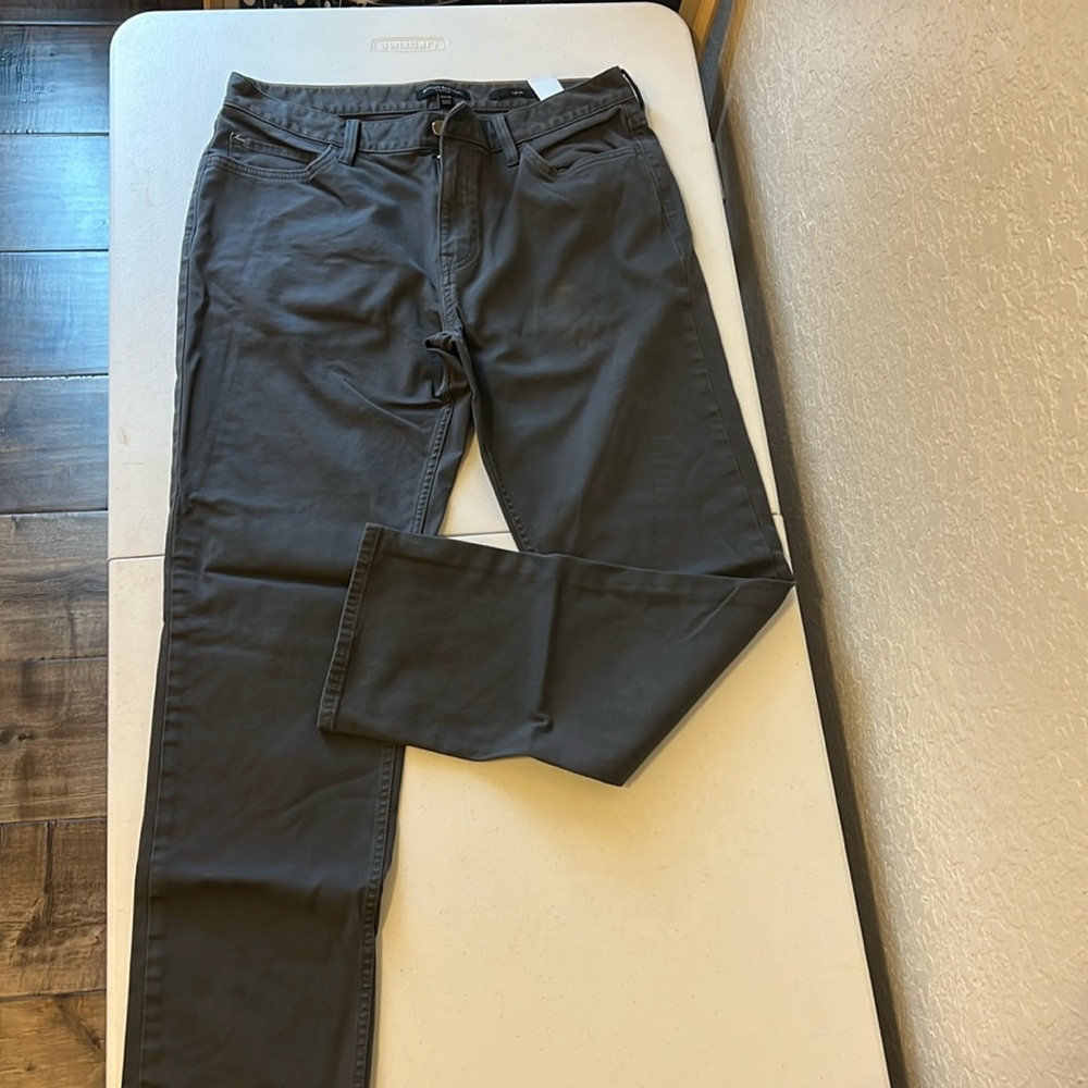 Pants I’m very good condition.